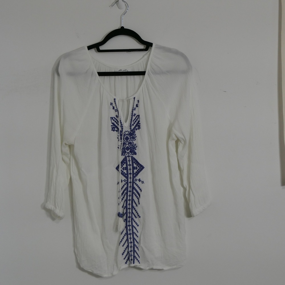 Ultra Pink Womens Blouse L White Blue Embroidered Peasant Boho Festival Tassel